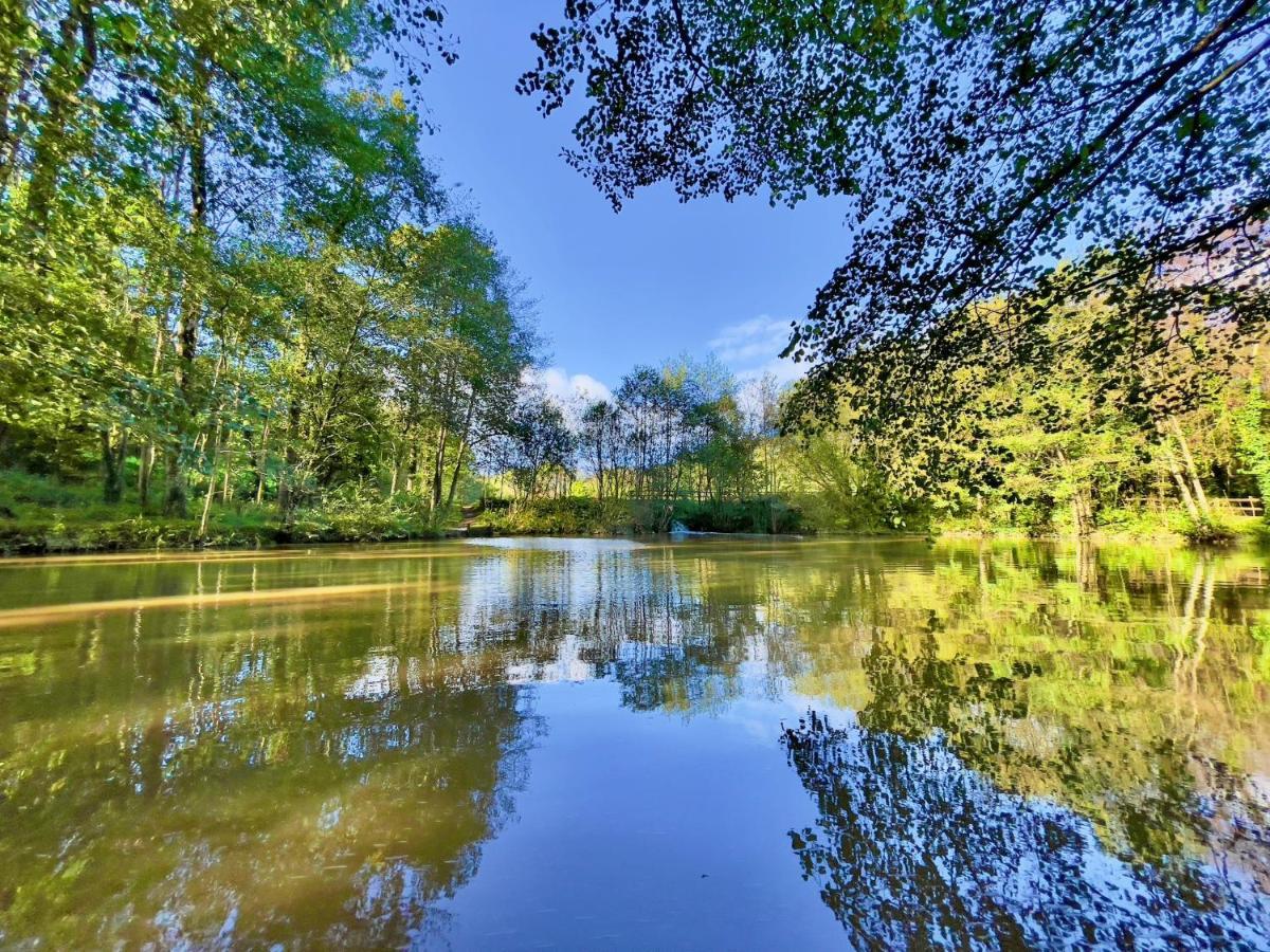 Conkers Lodge For 6 With Hot Tub & Secluded Decking - Spa Resort In Devon Chudleigh Kültér fotó