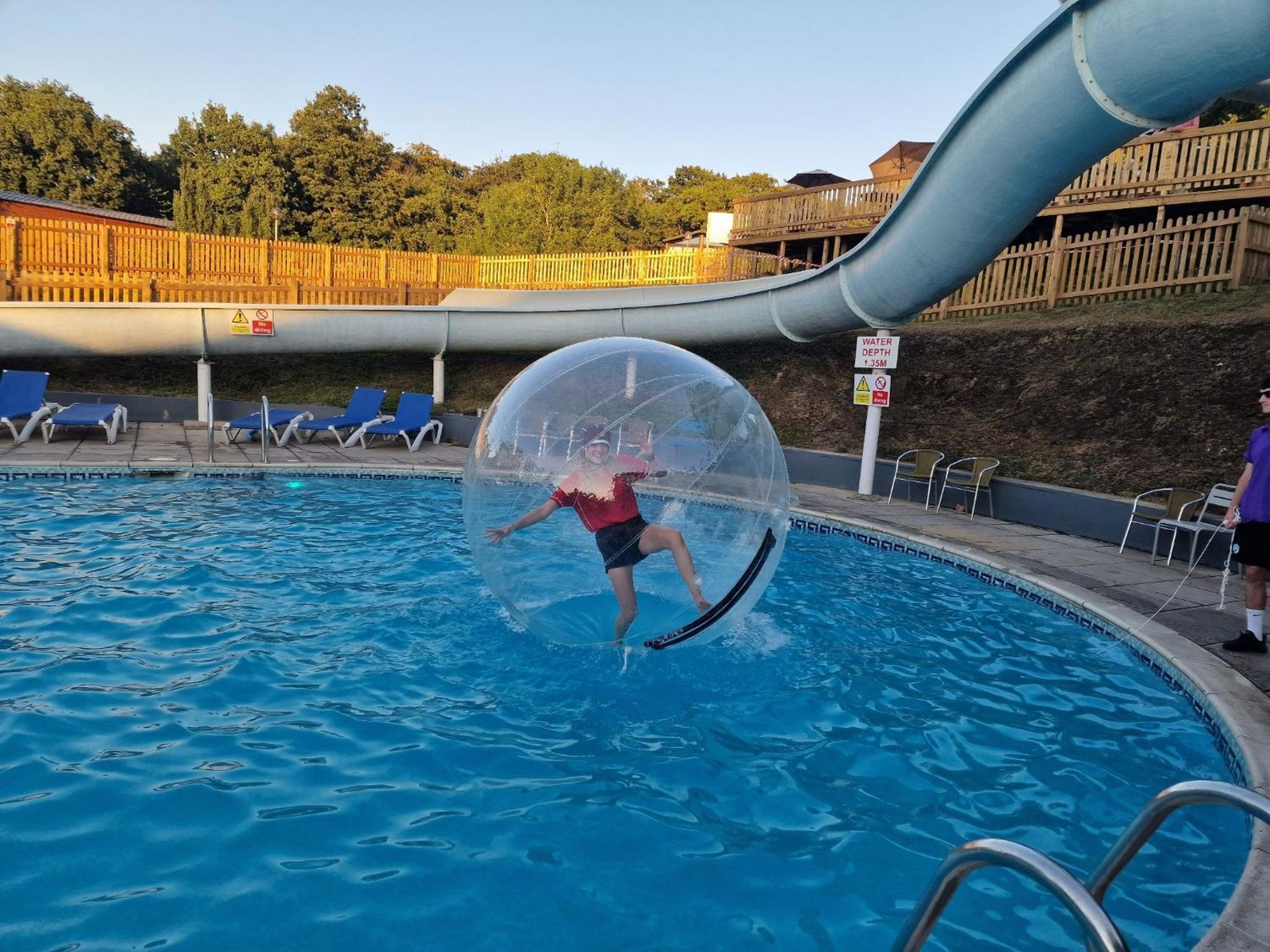 Conkers Lodge For 6 With Hot Tub & Secluded Decking - Spa Resort In Devon Chudleigh Kültér fotó